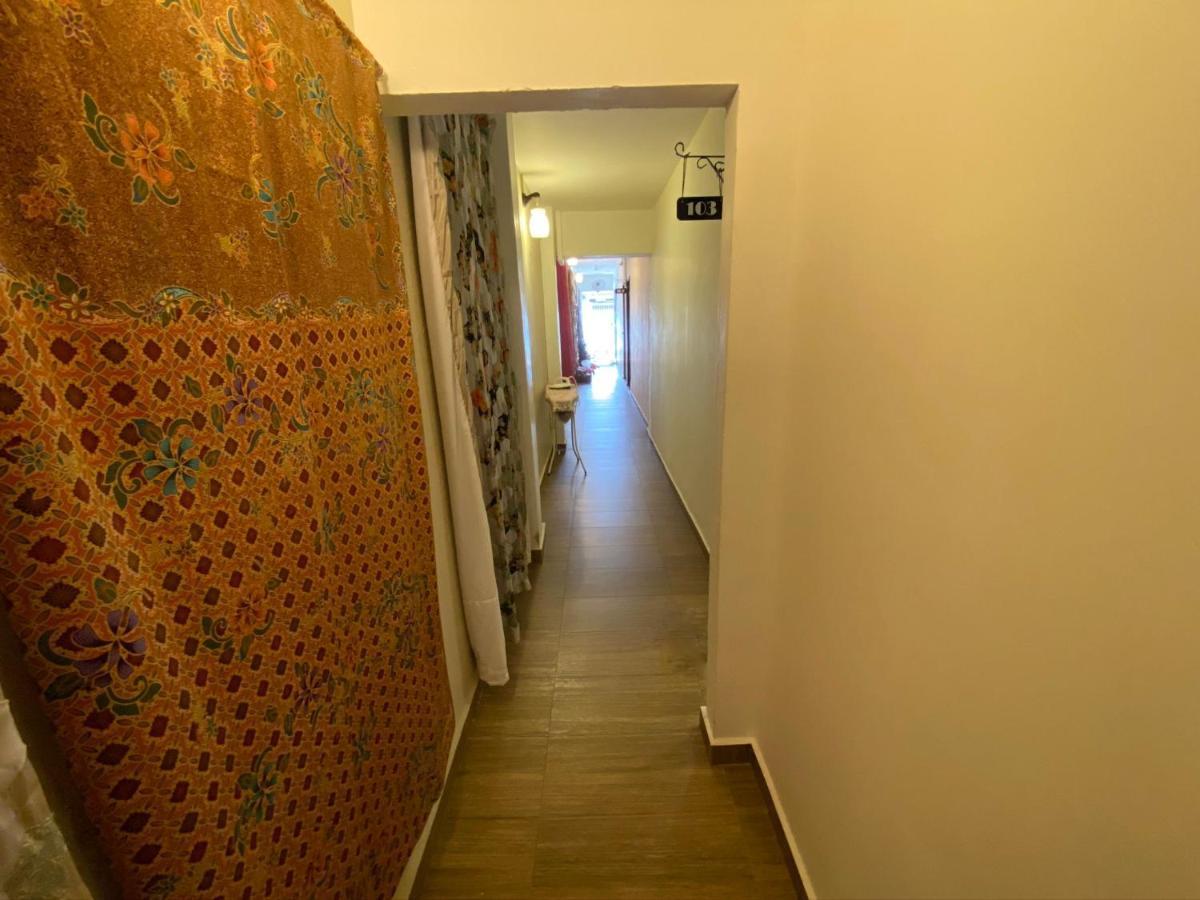 Nancii Guesthouse Malacca Bagian luar foto